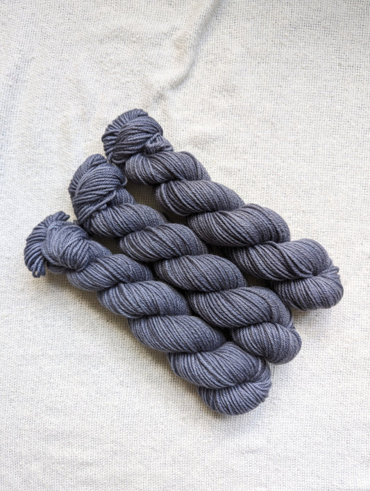 Suit | Natural DK | 50g |