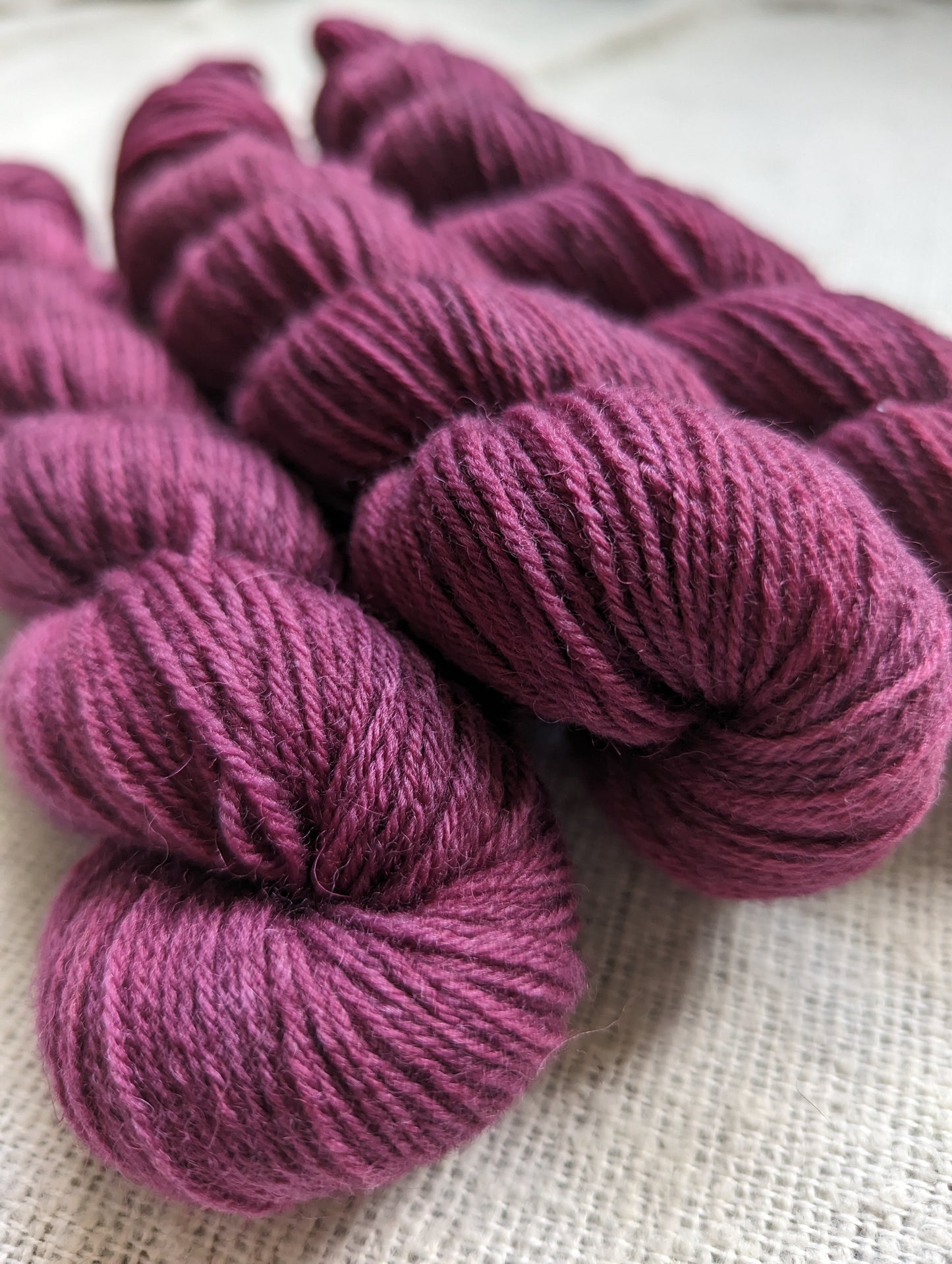 Pinot Noir | Natural 4ply | 50g |