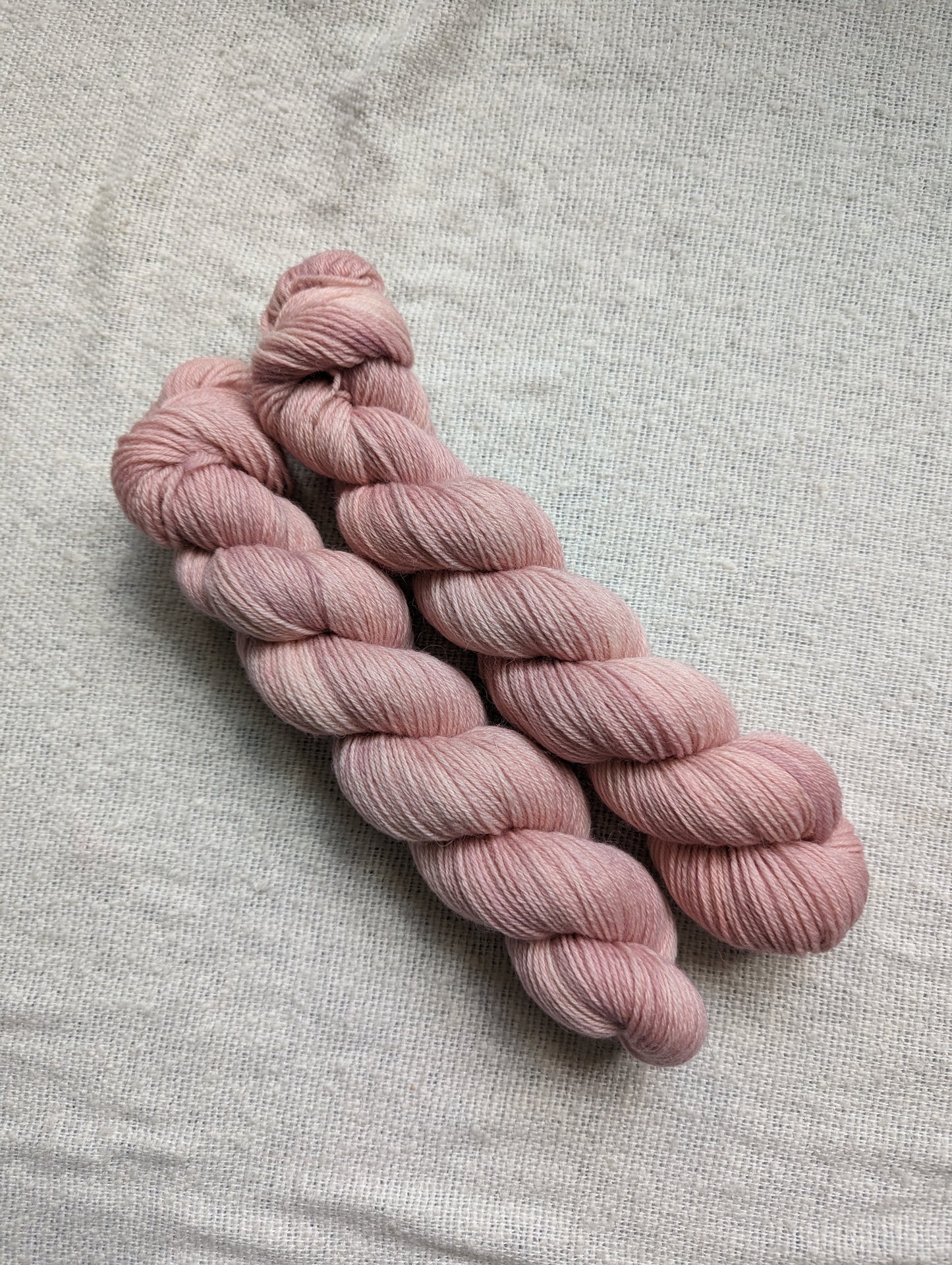 Blush Latte | Natural 4ply | 50g |