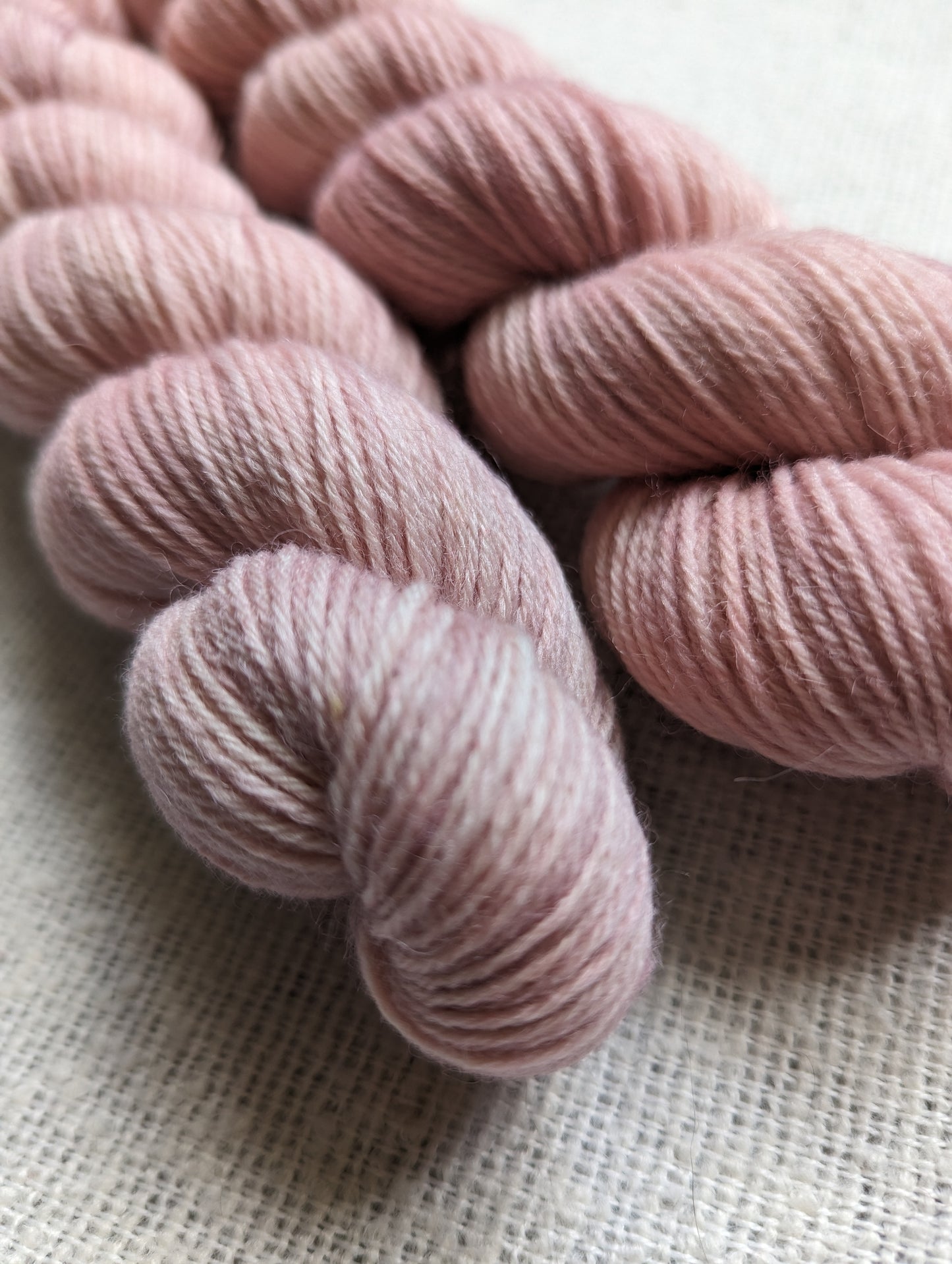 Blush Latte | Natural 4ply | 50g |